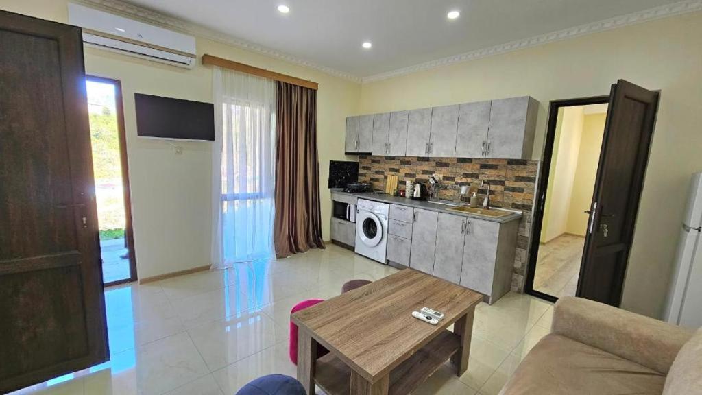 Guest Hause Giorgi,Kobuleti- Xala Apartment Khala Екстериор снимка